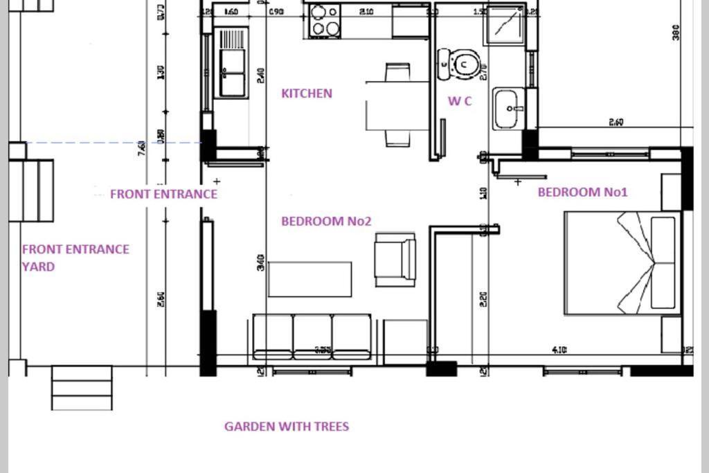 Blue Seaside House With Garden Apartment