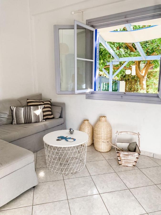 Apartment Blue Seaside House With Garden *