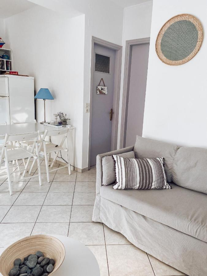 Blue Seaside House With Garden Apartment Skala Eresou